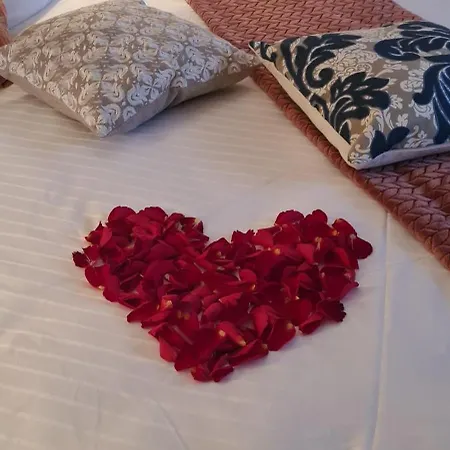 Corniche Du Paradis 住宿加早餐酒店 罗克布伦河畔阿尔让