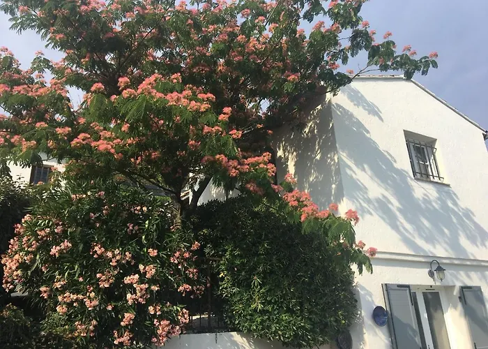 Corniche Du Paradis 住宿加早餐酒店